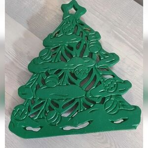 Celebrate The Season Christmas Tree cast iron green footed Trivet Vintage 1996